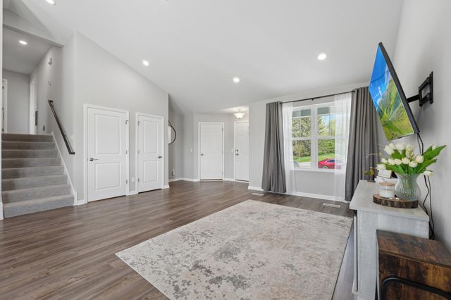 1515 Raymond Drive, Waconia, MN 55387