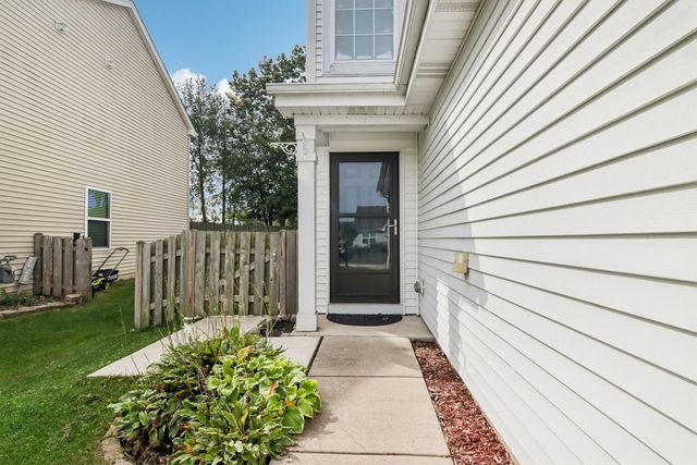 2613 Hearthstone Drive, Hampshire, IL 60140
