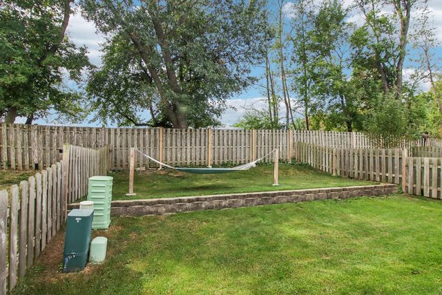 2613 Hearthstone Drive, Hampshire, IL 60140