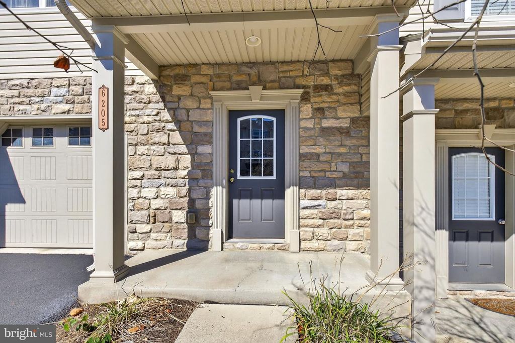 6205 GALLEON DR, Mechanicsburg, PA 17050