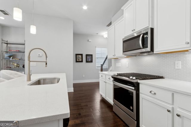 5726 Taylor Way, Sandy Springs, GA 30342