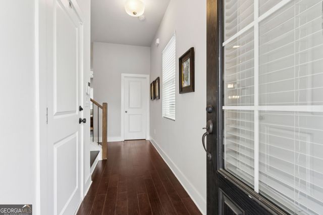 5726 Taylor Way, Sandy Springs, GA 30342