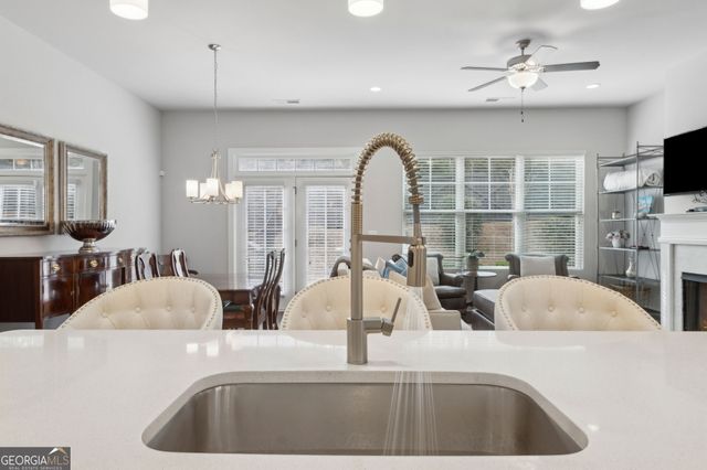 5726 Taylor Way, Sandy Springs, GA 30342