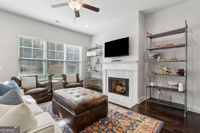 5726 Taylor Way, Sandy Springs, GA 30342