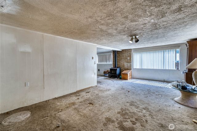 6015 Whitmore Drive NW, Gig Harbor, WA 98335