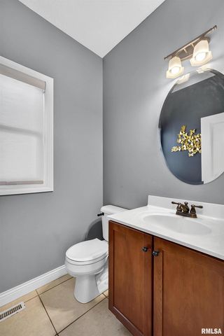 5316 Judge Road, Bettendorf, IA 52722