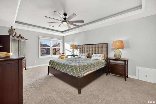 5316 Judge Road, Bettendorf, IA 52722