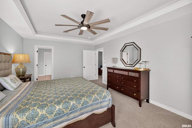 5316 Judge Road, Bettendorf, IA 52722