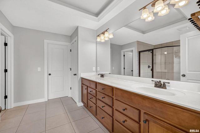 5316 Judge Road, Bettendorf, IA 52722