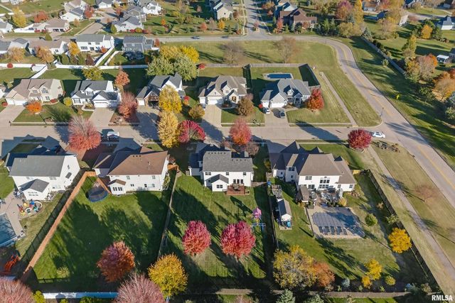 5316 Judge Road, Bettendorf, IA 52722