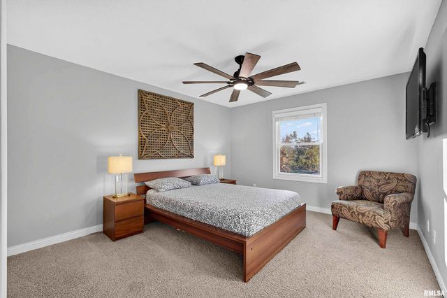 5316 Judge Road, Bettendorf, IA 52722