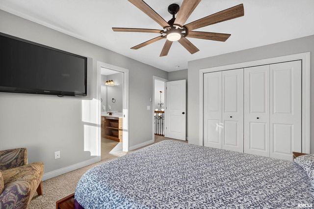 5316 Judge Road, Bettendorf, IA 52722