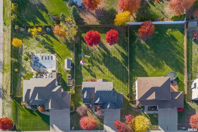 5316 Judge Road, Bettendorf, IA 52722