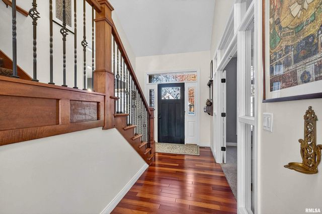 5316 Judge Road, Bettendorf, IA 52722