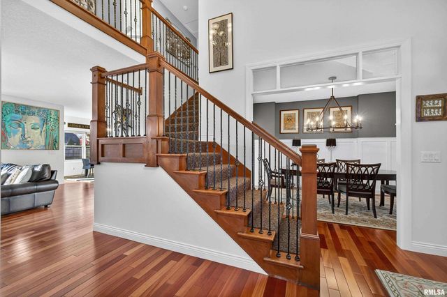 5316 Judge Road, Bettendorf, IA 52722