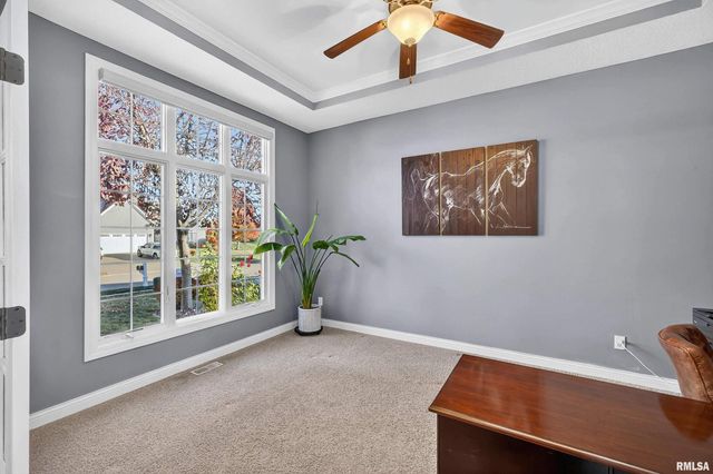 5316 Judge Road, Bettendorf, IA 52722