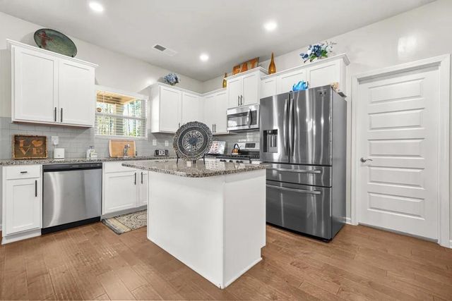 8033 Louis Drive, Locust Grove, GA 30248