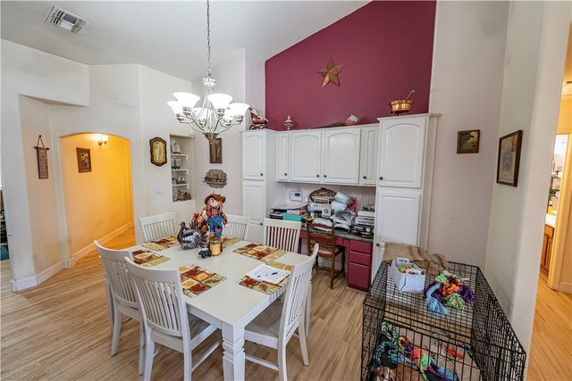 3665 N Harvard Street, Kingman, AZ 86409