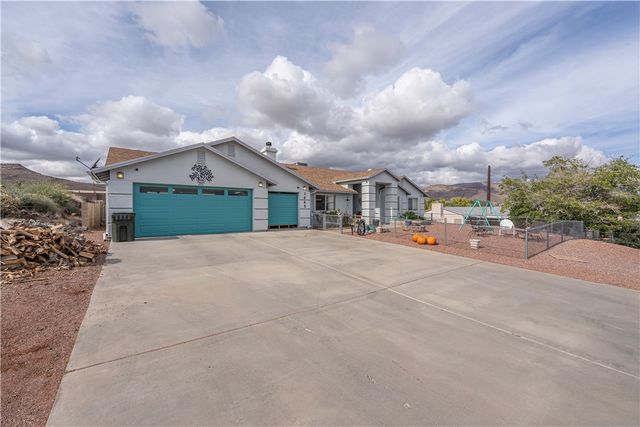 3665 N Harvard Street, Kingman, AZ 86409