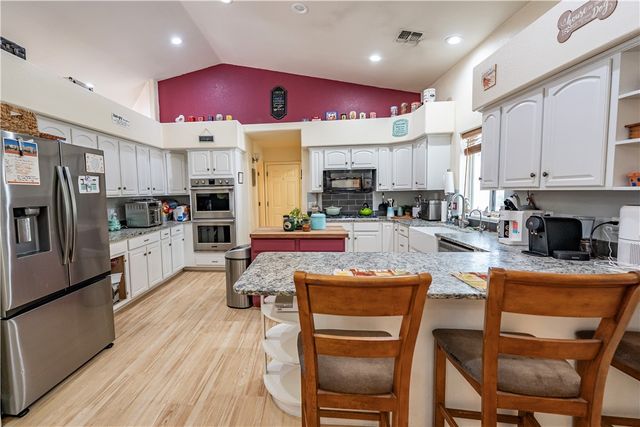 3665 N Harvard Street, Kingman, AZ 86409