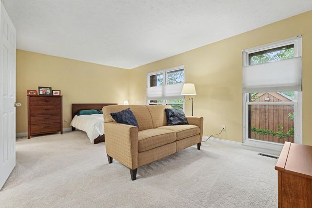 5095 chuckleberry Lane, Westerville, OH 43081