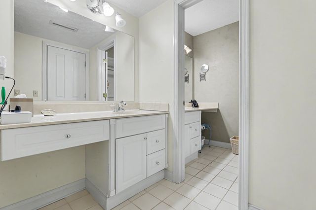 5095 chuckleberry Lane, Westerville, OH 43081