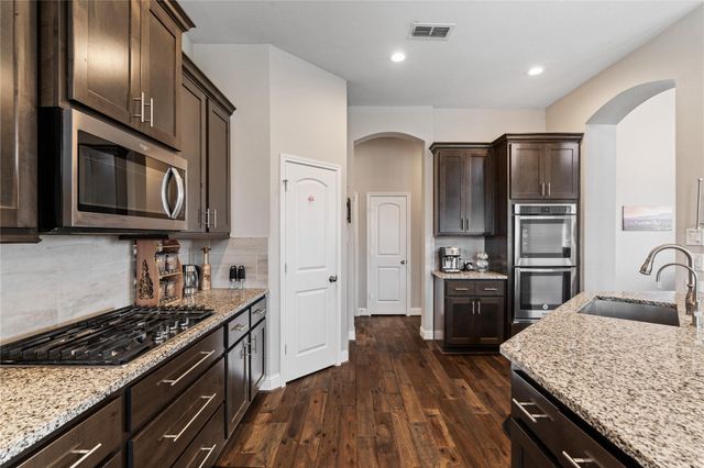 29518 Sandstone Ledge Court, Katy, TX 77494