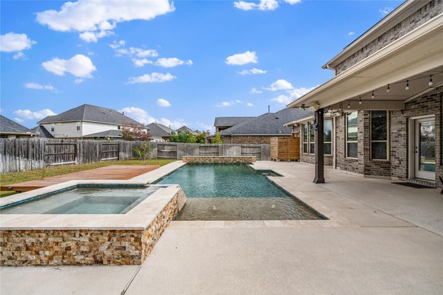 29518 Sandstone Ledge Court, Katy, TX 77494