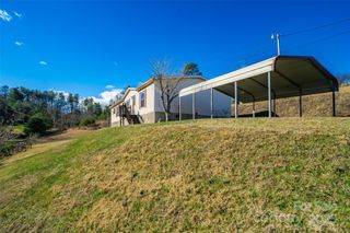 27 Moonflower Mountain Lane, Leicester, NC 28748