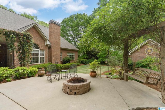 579 EAGLE POINTE LANE, Pell City, AL 35128