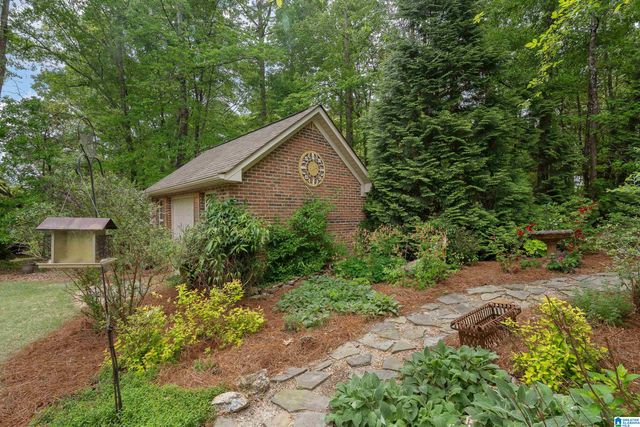 579 EAGLE POINTE LANE, Pell City, AL 35128