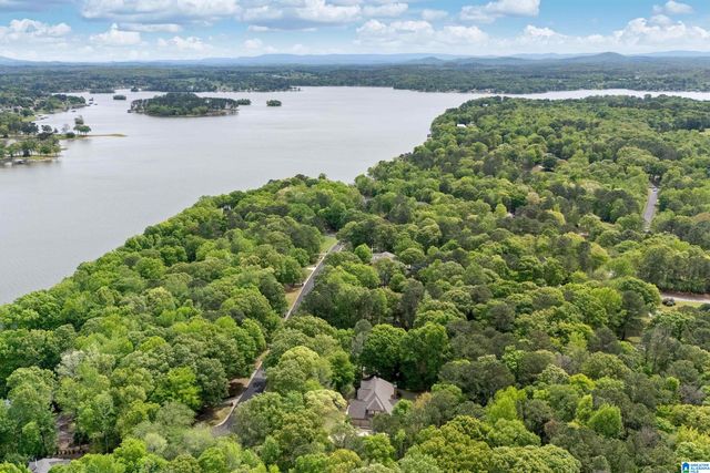 579 EAGLE POINTE LANE, Pell City, AL 35128