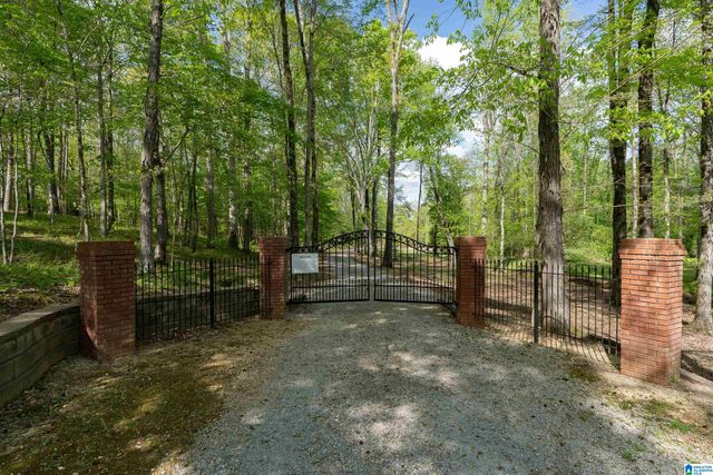 579 EAGLE POINTE LANE, Pell City, AL 35128