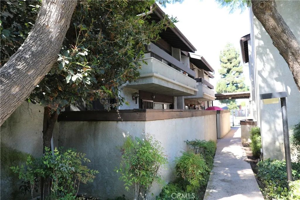9600 Van Nuys Boulevard 107, Panorama City, CA 91402