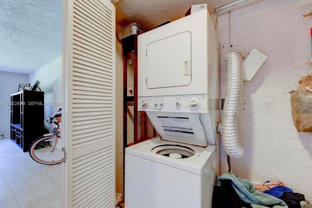 610 SE 2nd Ave L8, Deerfield Beach, FL 33441