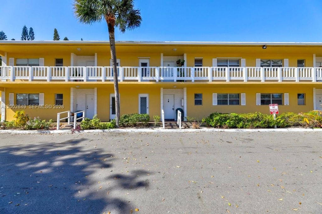 610 SE 2nd Ave L8, Deerfield Beach, FL 33441