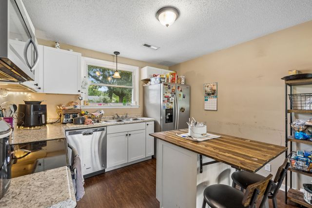311 Rue Le Mans Dr, Clarksville, TN 37042