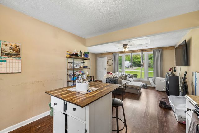 311 Rue Le Mans Dr, Clarksville, TN 37042