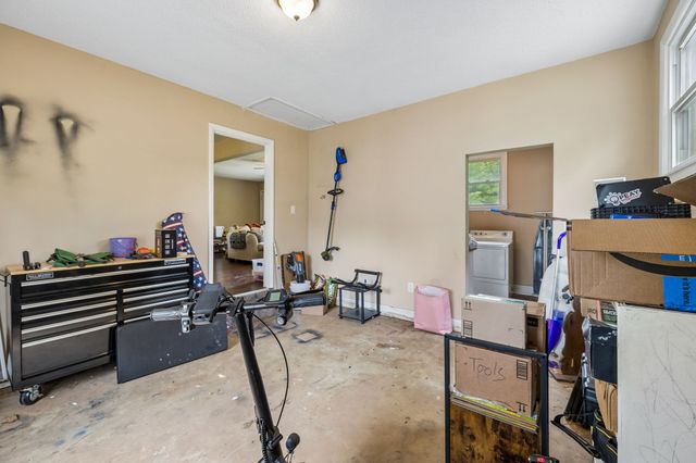 311 Rue Le Mans Dr, Clarksville, TN 37042