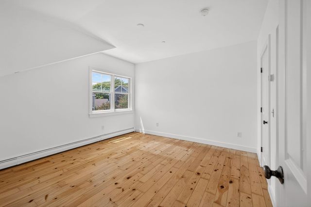 34 Conwell Street UNIT 1, Provincetown, MA 02657