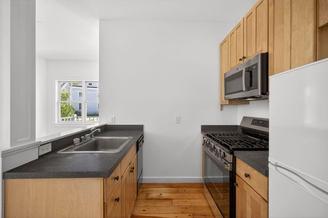 34 Conwell Street UNIT 1, Provincetown, MA 02657