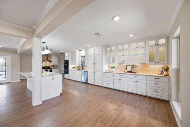 1412 Briar Lane, Wharton, TX 77488