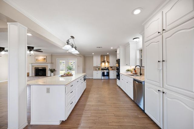 1412 Briar Lane, Wharton, TX 77488