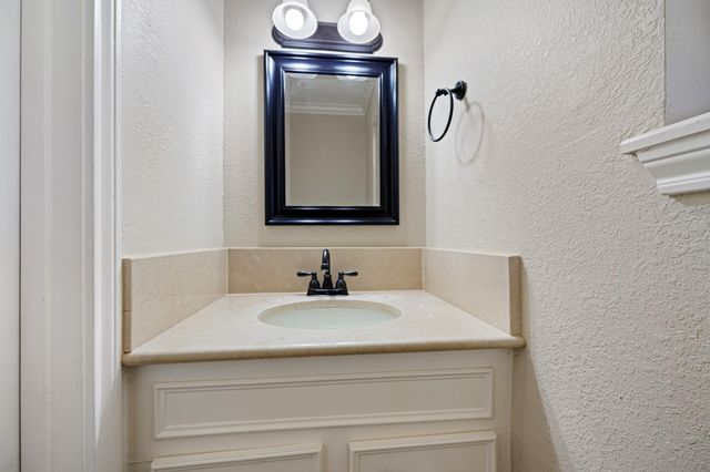 1412 Briar Lane, Wharton, TX 77488