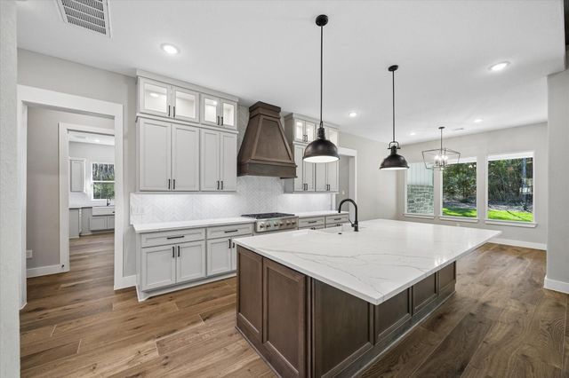 110 Dawn Court, Huntsville, TX 77340