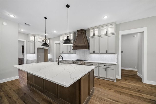 110 Dawn Court, Huntsville, TX 77340