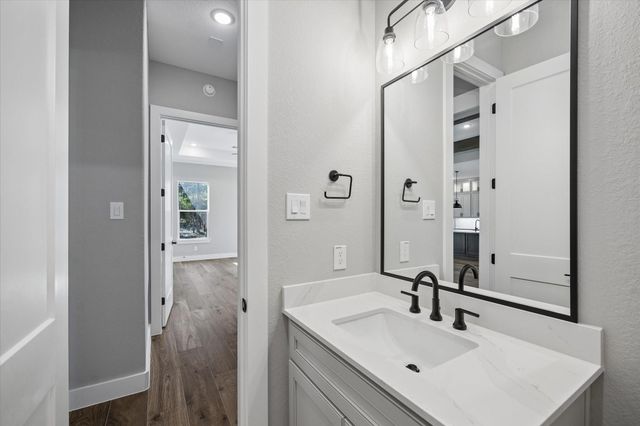 110 Dawn Court, Huntsville, TX 77340