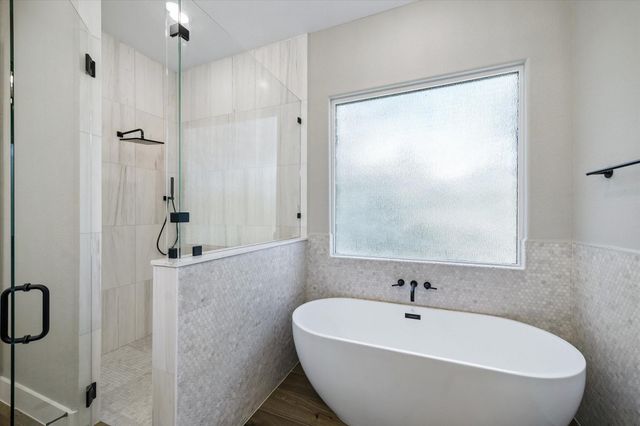 110 Dawn Court, Huntsville, TX 77340