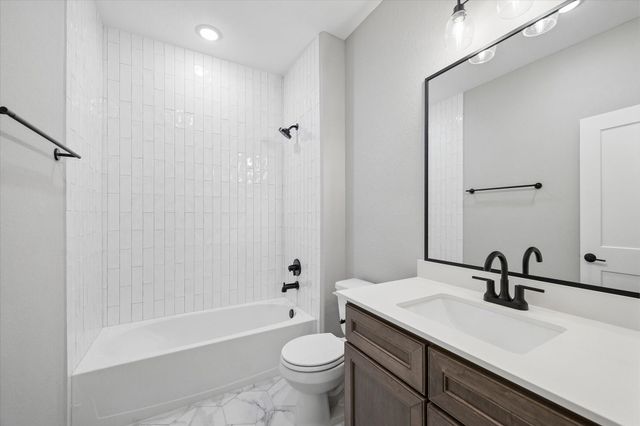 110 Dawn Court, Huntsville, TX 77340