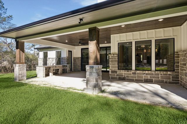 110 Dawn Court, Huntsville, TX 77340